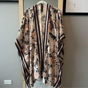 Anthropologie Aratta Silent Journey Velvet Floral Kimono
